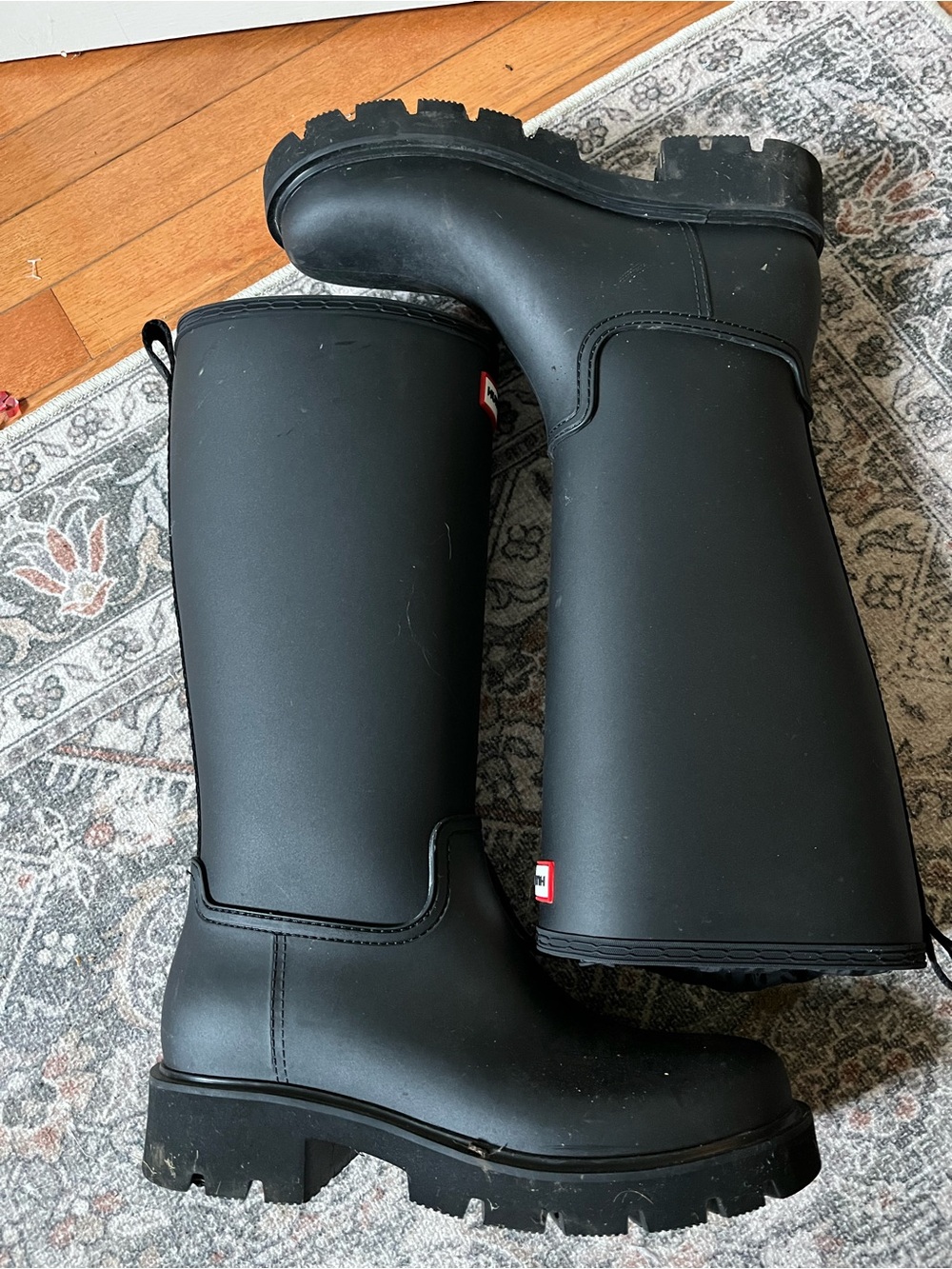 Hunter Black Tall Rain Boots- lug style - Picture 4 of 5